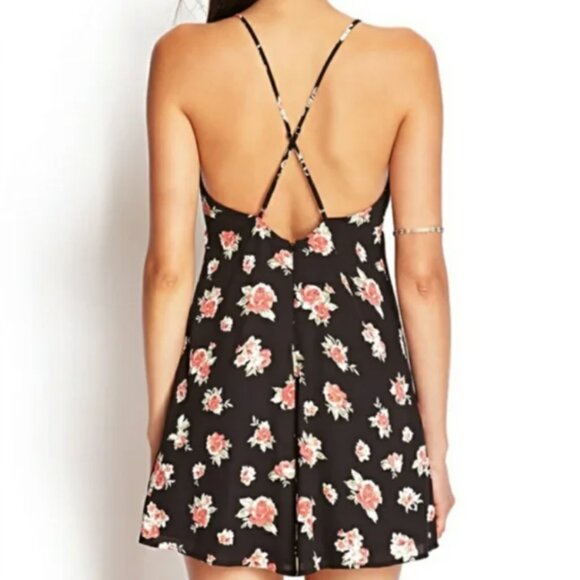 Forever 21 – Black Floral Skater Mini Dress – Size Small - Picture 2 of 12